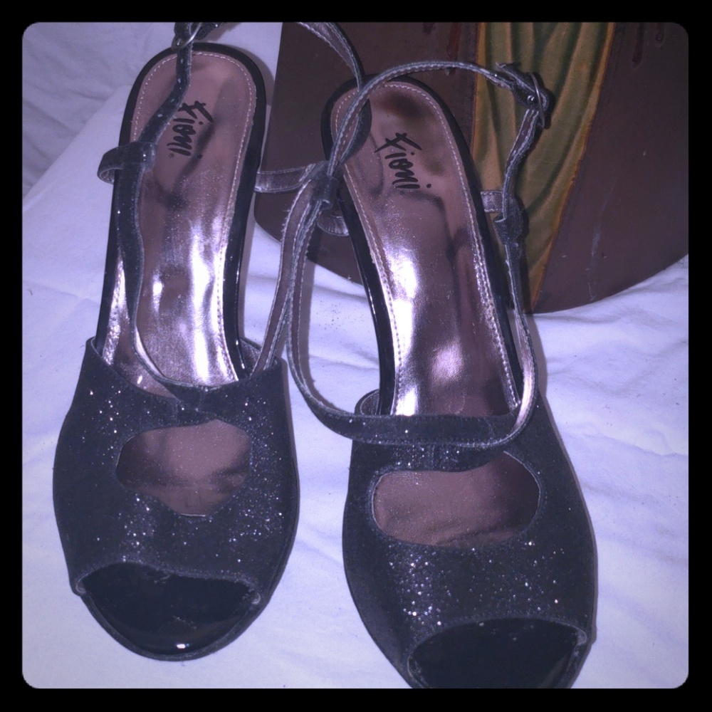 Fini black women sandal